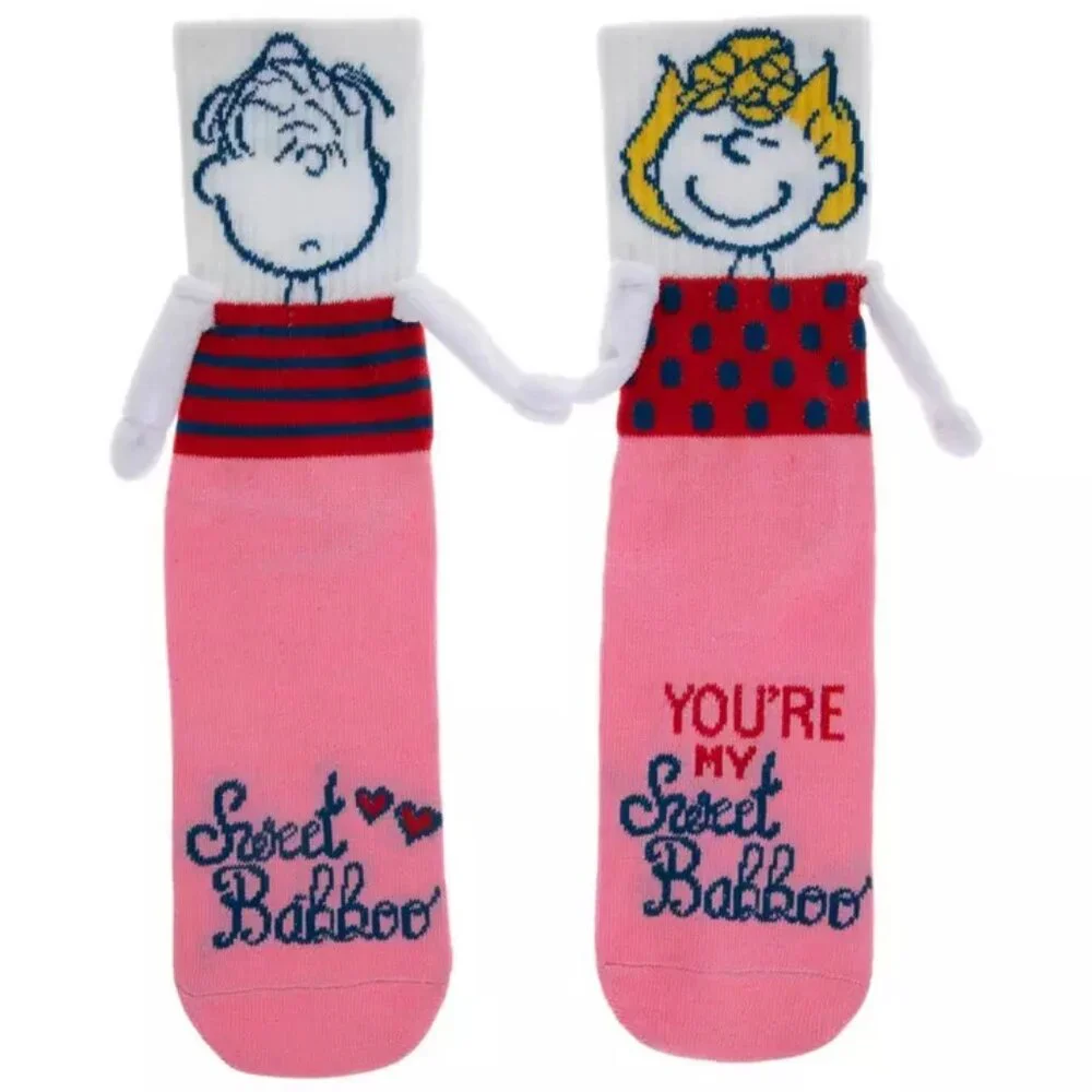 Peanuts Valentine's Day Magnetic Crew Socks